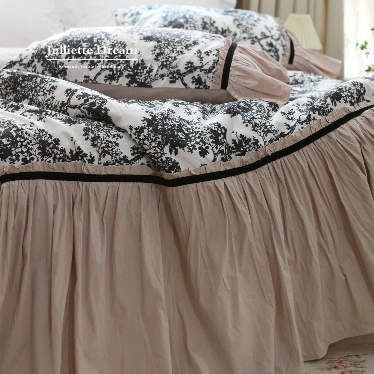 Christy Franse stijl prinsesse - Aesthetic Floral Duvet Cover recensie en prijs