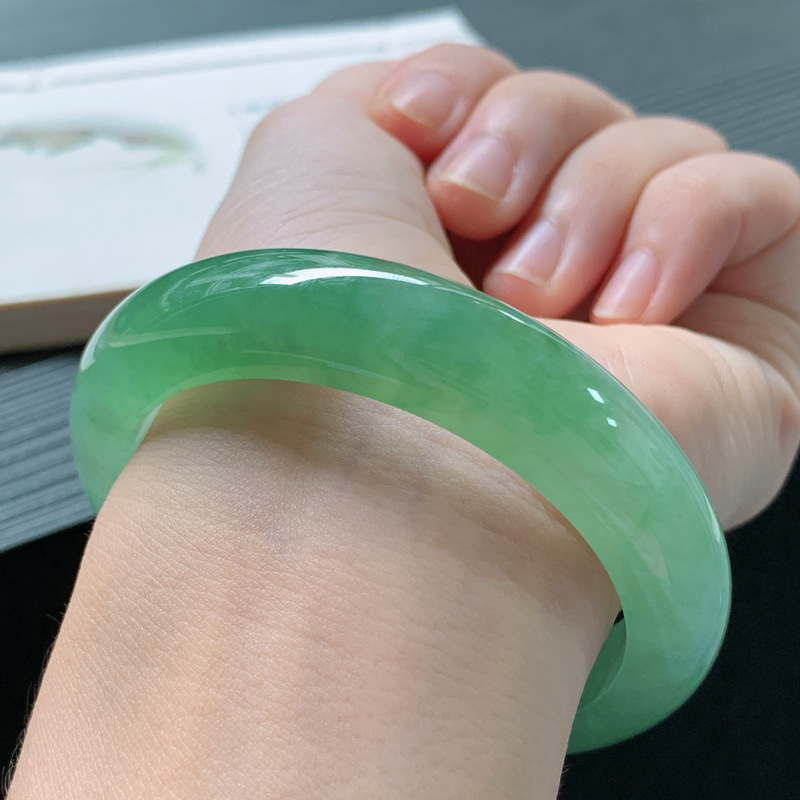 Jadeiet armband, Burmesische o - Lighting recensie en prijs