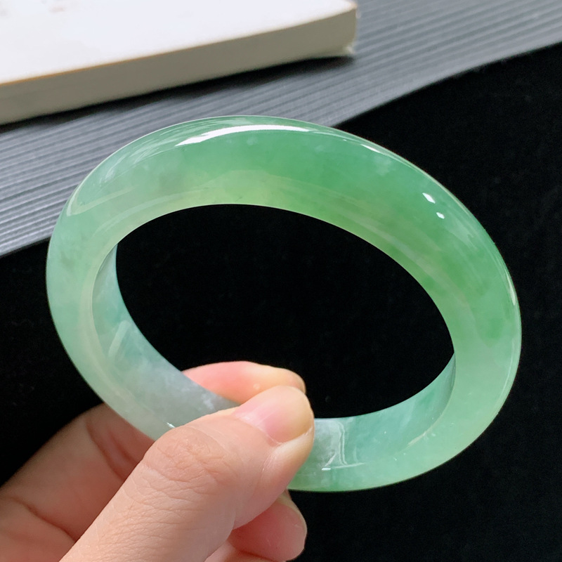 Jadeiet armband, Burmesische o - Lighting recensie en prijs